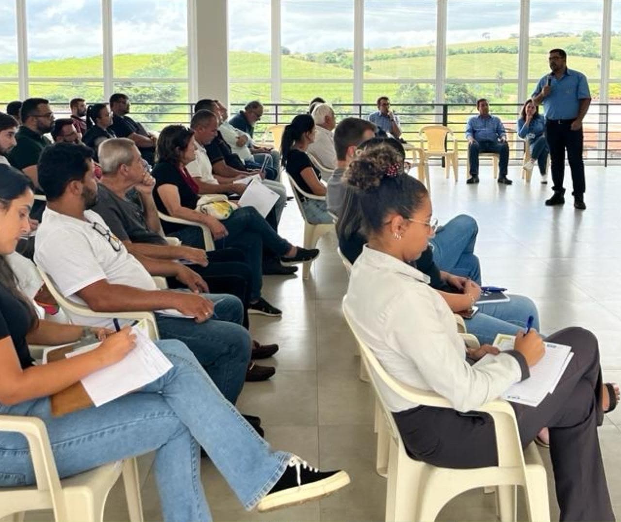 Oportunidades para fornecedores no campo das Vertentes